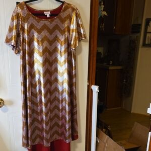 LuLaRoe Gold and Red Chevron Mini Dress 40" Lont In Front 44 In Back